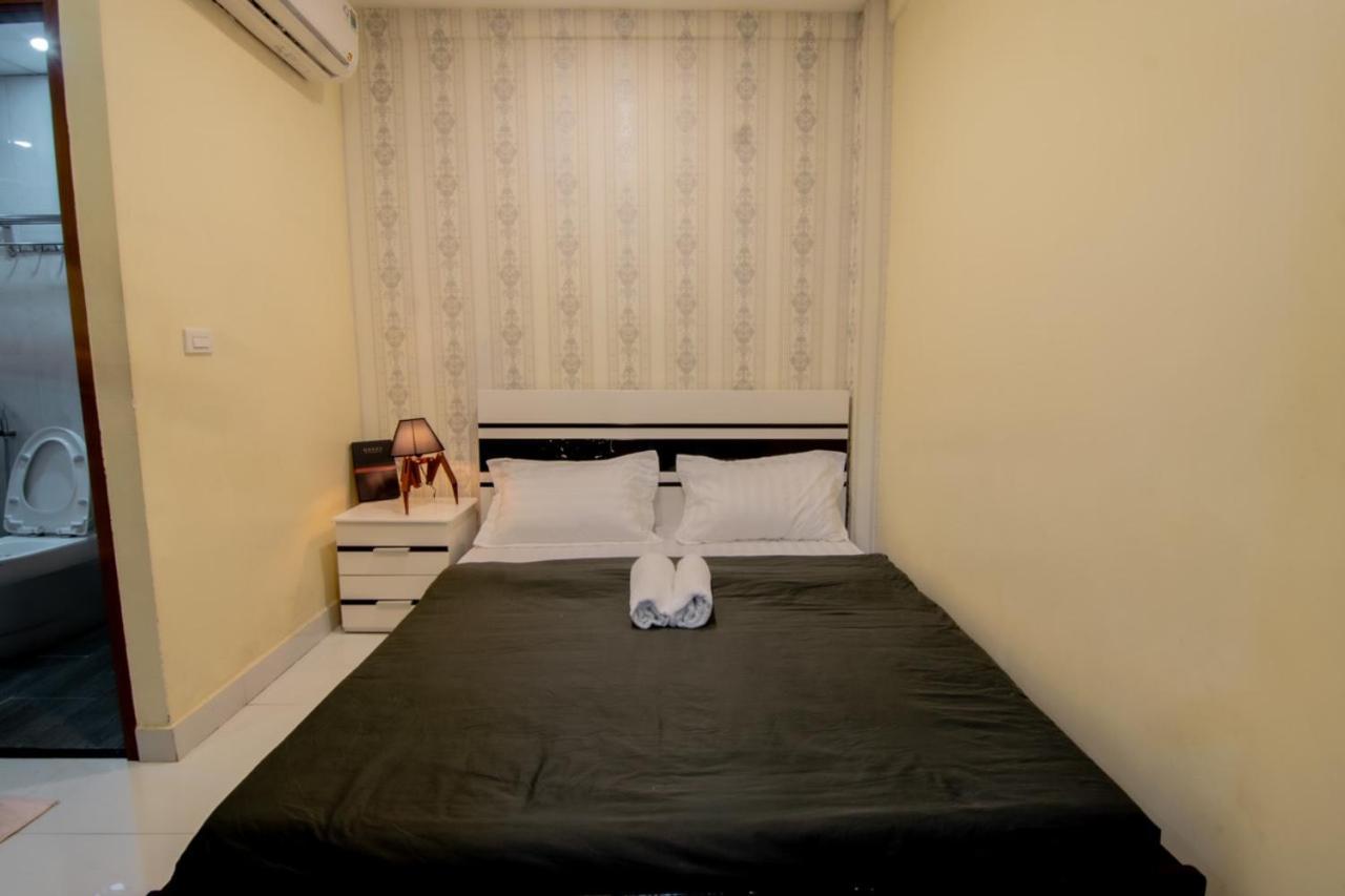 The Local Home Premium Хошимин Экстерьер фото